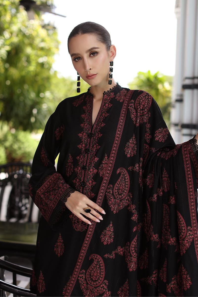 Unstich Embroided Fancy Kamez Shalwar